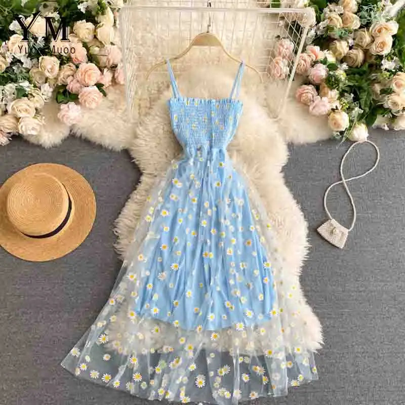 YuooMuoo Kore Modası Papatya Çiçek Baskılı File Parti Elbisesi Yazlık İki Katmanlı İnce Askılı Tatil Midi Elbise Plaj Vestidos