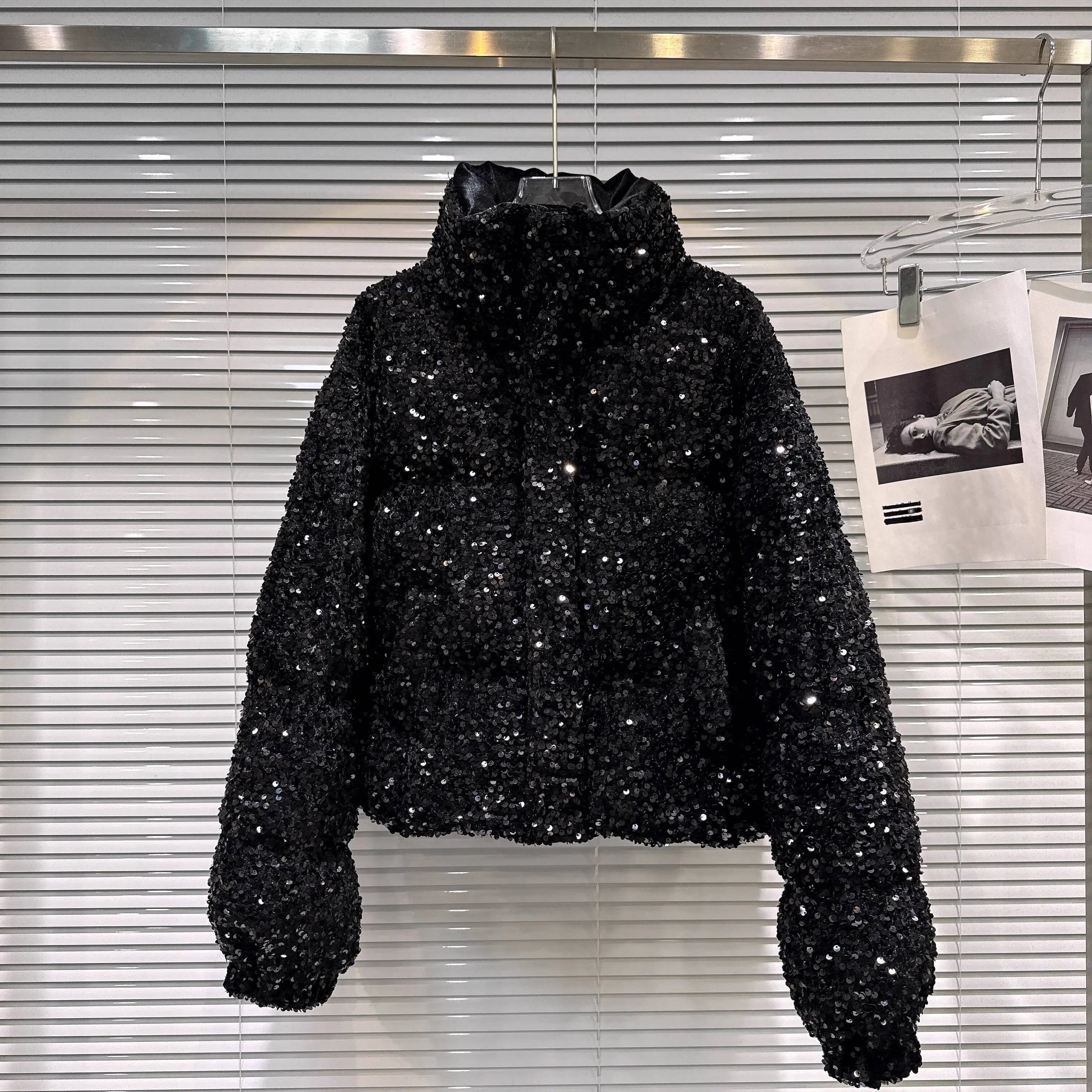 DEAT 2025 Winter New Fashion Heavy Industry Colorful Sequin Stand Collar Warm Jacket For Women Cotton-padded Coat 11A07258