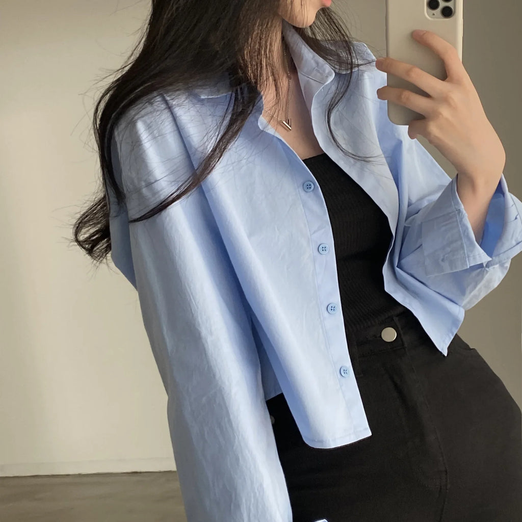 İlkbahar Yeni Günlük Uzun Kollu Kadın Beyaz Gömlek Kore Tarzı Düz Düğmeli Yırtmaçlı Kadın Crop Üst Bluz Parti Giyimi